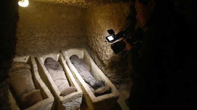 Egipt Descoperire 59 sarcofage 2020 - Egiptul anunţă descoperirea a 59 de sarcofage intacte